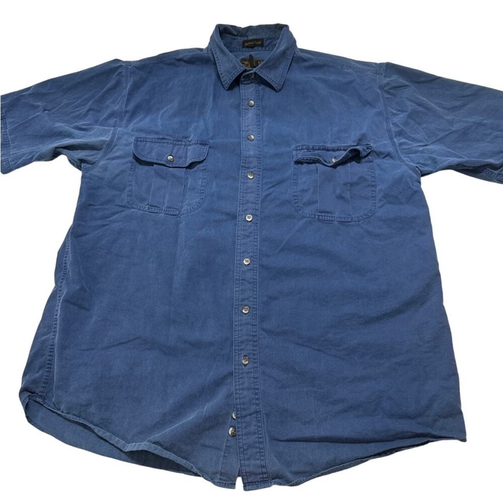 Eddie Bauer Men's Blue Button Down Shirt
19-02
